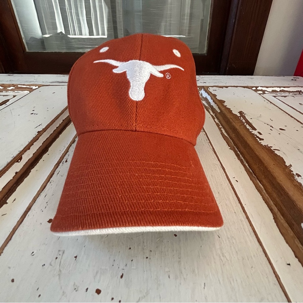 Texas Longhorns Horns Signatures Official Collegiate Product Hat
